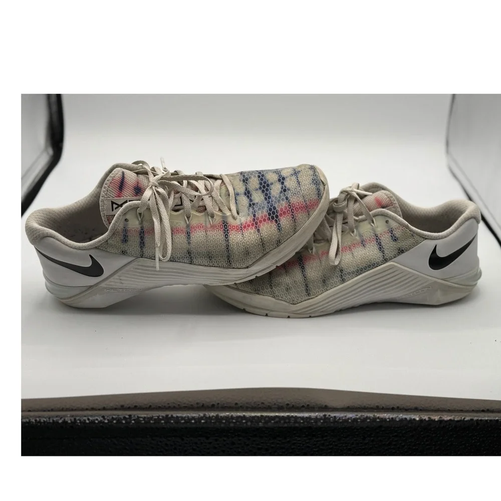 Nike Metcon 5 Mens 10.5 Training Shoes Tie Dye Plaid Red White Blue AQ1189-100